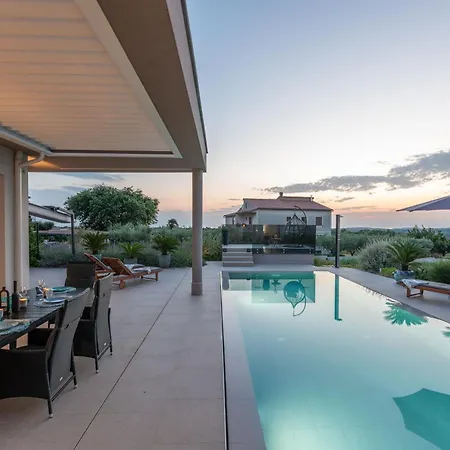 Holiday home Serena *